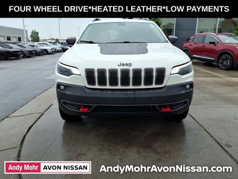 Used 2019 Jeep Cherokee Trailhawk w/ Cold Weather Group AWD/4WD image 3