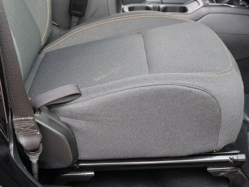 Used 2024 Jeep Wrangler Unlimited Sahara image 10