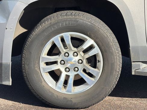 Used 2018 Chevrolet Tahoe LT image 26