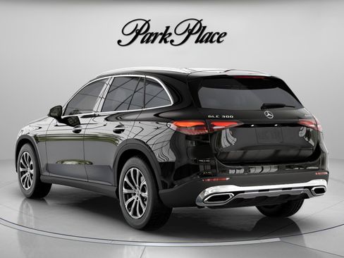 Used 2026 Mercedes-Benz GLC 300 image 14