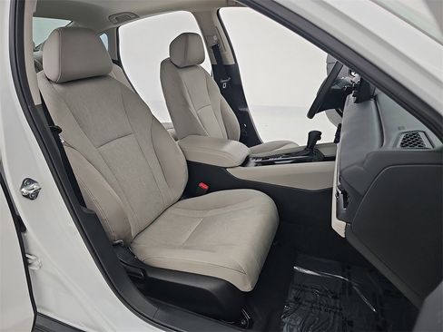 Certified 2024 Honda Accord EX image 12