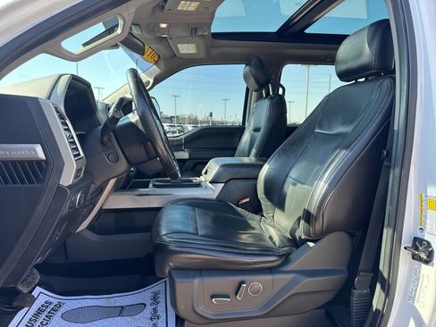 Used 2017 Ford F350 Lariat w/ Lariat Ultimate Package image 4