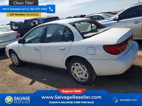 Used 2001 Saturn S-Series SL2 FWD image 3