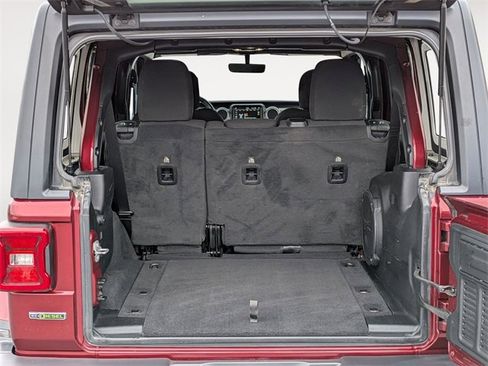 Certified 2021 Jeep Wrangler Unlimited Sahara image 32