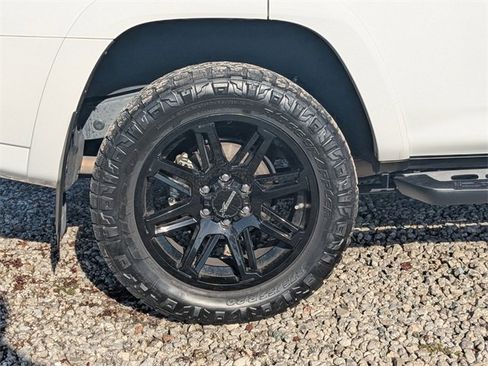 Used 2024 Toyota 4Runner SR5 Premium image 11