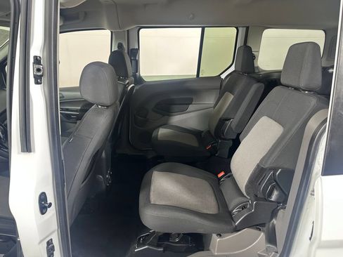 Used 2023 Ford Transit Connect XL FWD image 17