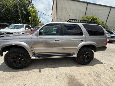 Used 2002 Toyota 4Runner Limited RWD image 4