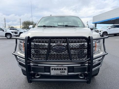Used 2018 Ford F150 Lariat image 3