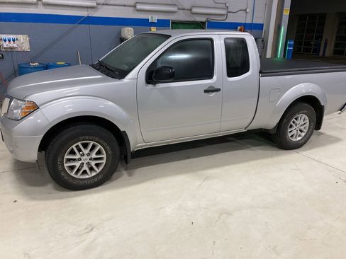 Used 2019 Nissan Frontier SV w/ Value Truck Package image 4