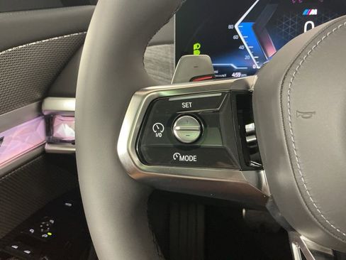 New 2026 BMW 750e xDrive image 16