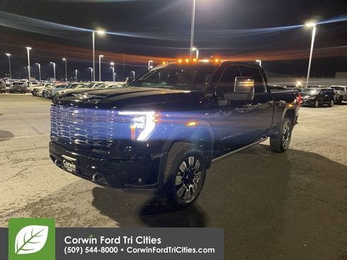 Used 2025 GMC Sierra 3500 Denali Ultimate image 4