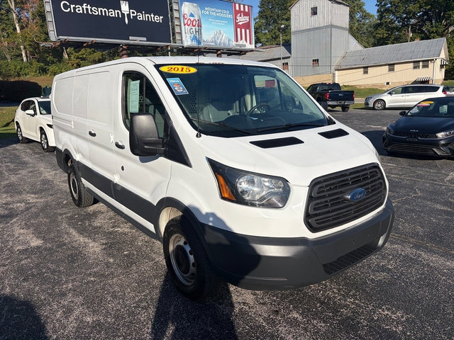 Used 2015 Ford Transit 250 130 Low Roof RWD image 4