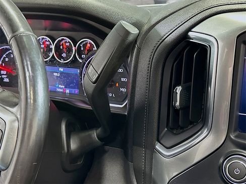 Used 2019 Chevrolet Silverado 1500 LT Trail Boss image 18