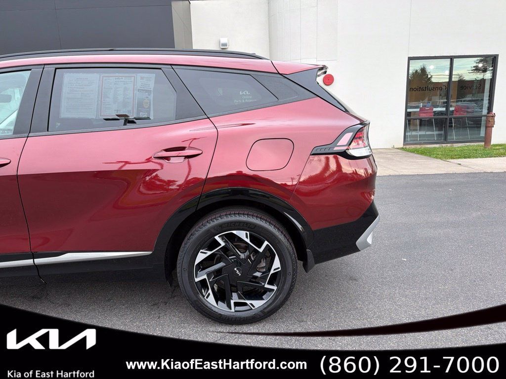 Certified 2024 Kia Sportage SX AWD/4WD image 3