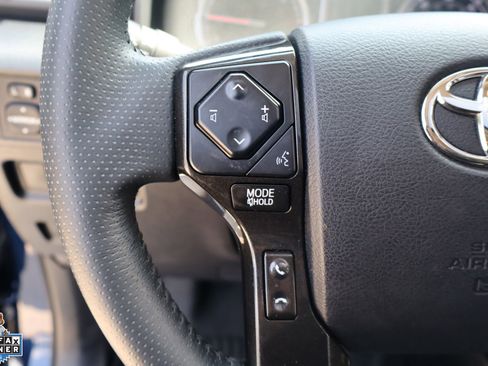 Used 2022 Toyota 4Runner TRD Off-Road Premium w/ Moonroof Package AWD/4WD image 16