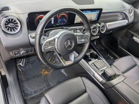 Certified 2023 Mercedes-Benz EQB 300 4MATIC image 10