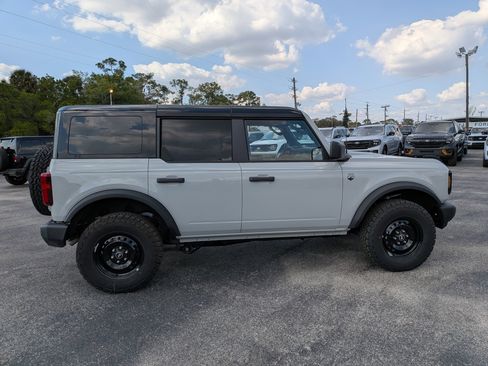 New 2026 Ford Bronco Big Bend image 3