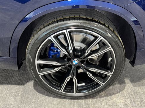 New 2026 BMW X5 M60i image 25