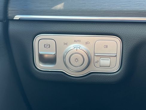 Used 2026 Mercedes-Benz GLS 450 4MATIC image 29