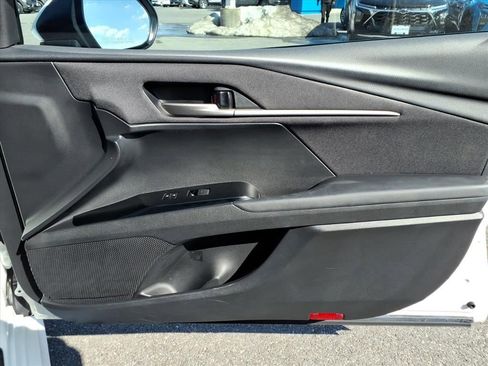 Used 2025 Toyota Camry LE image 20