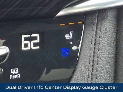 Used 2025 Cadillac XT6 Premium Luxury w/ LPO, Floor Liner Package AWD/4WD image 16