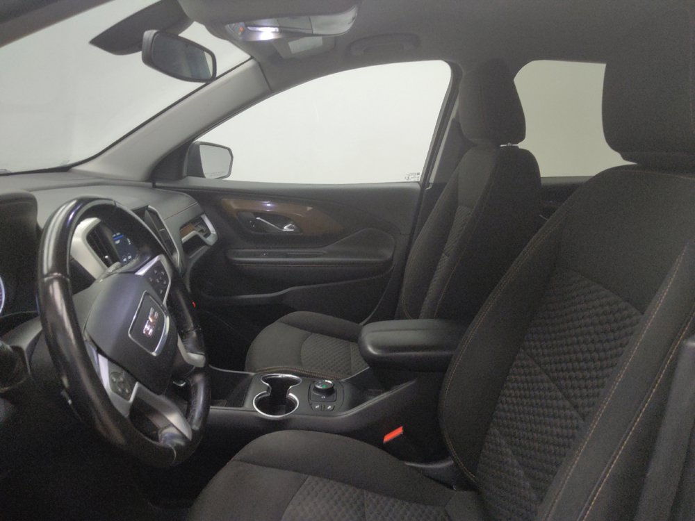 Used 2019 GMC Terrain SLE w/ Driver Convenience Package AWD/4WD image 17