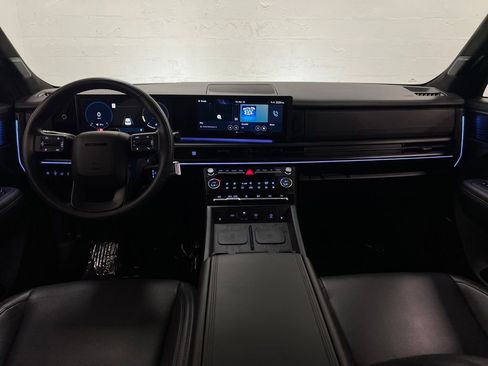 Used 2024 Hyundai Santa Fe Calligraphy image 14