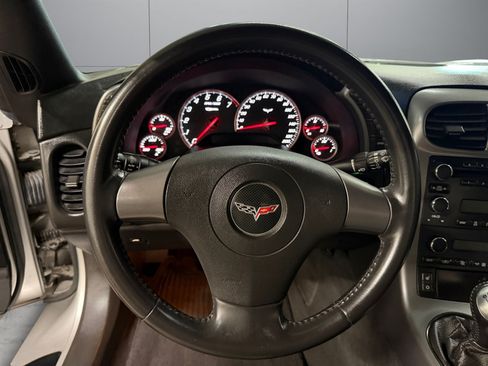Used 2006 Chevrolet Corvette Z06 w/ Preferred Equipment Group RWD image 13