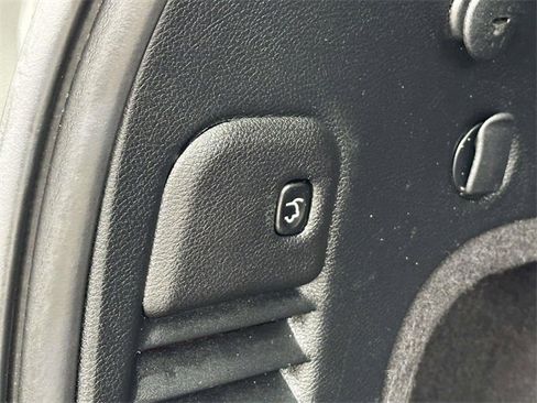 Certified 2019 Jeep Grand Cherokee Limited image 30