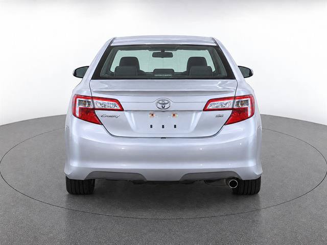 Used 2012 Toyota Camry SE FWD image 7