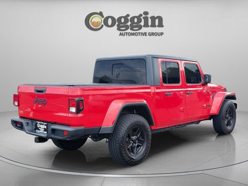 Used 2021 Jeep Gladiator Sport AWD/4WD image 5