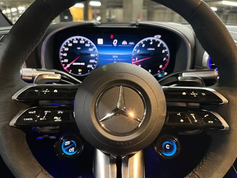 New 2026 Mercedes-Benz SL 63 AMG 4MATIC image 15