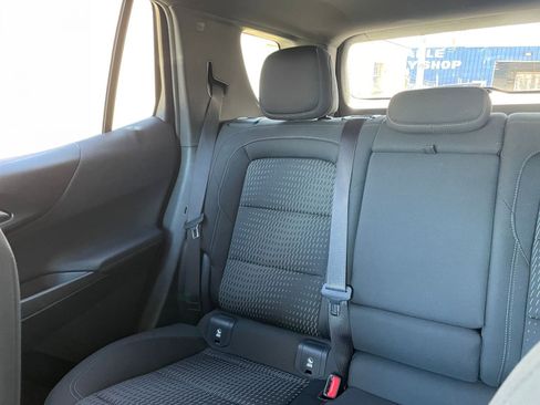 Used 2025 Chevrolet Equinox LT image 39