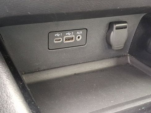 Used 2024 Nissan Altima 2.5 SV image 23