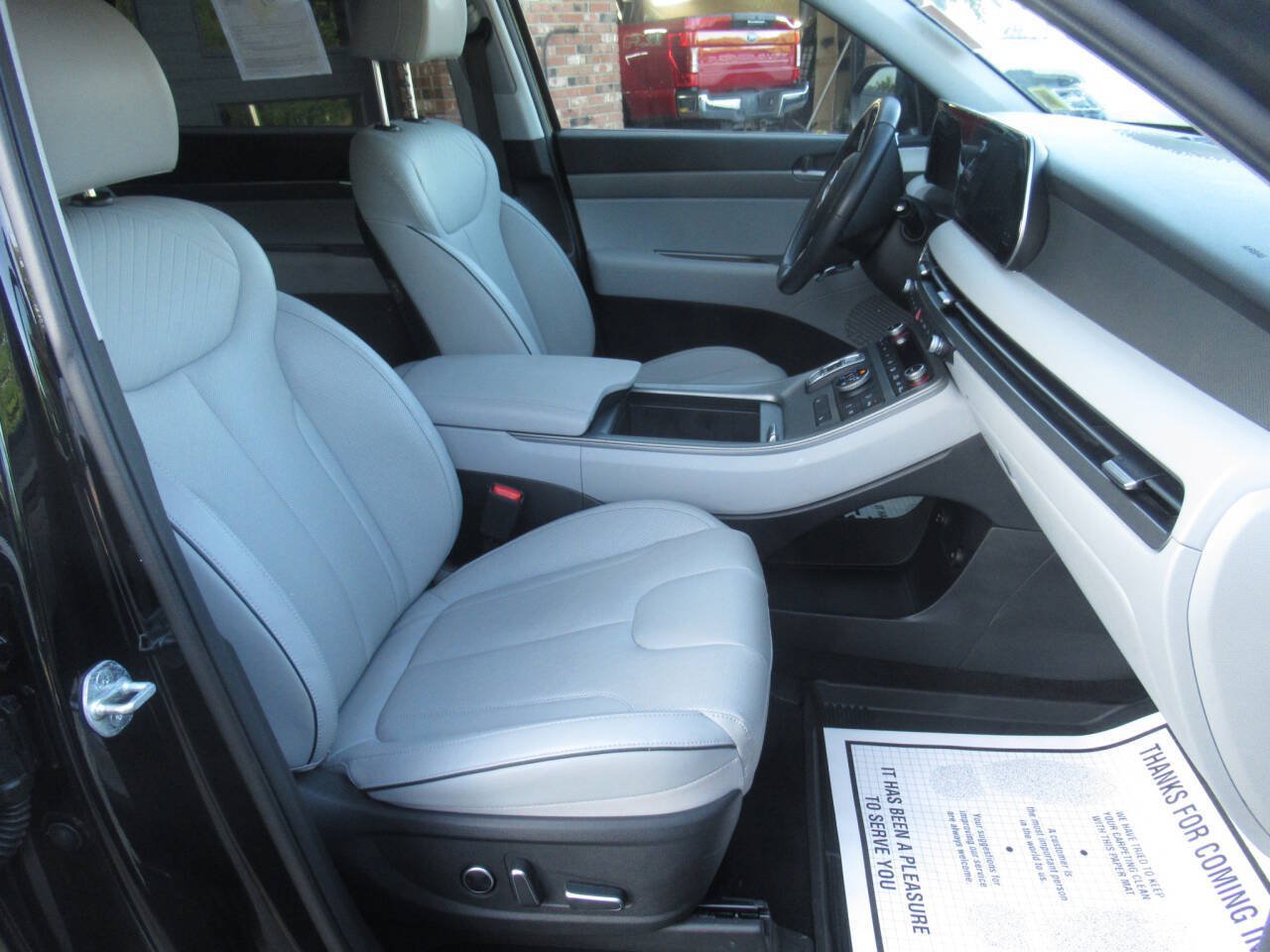 Used 2024 Hyundai Palisade SEL AWD/4WD image 6