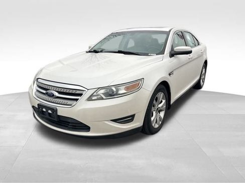 Used 2011 Ford Taurus SEL w/ 201A Rapid Spec Order Code image 3