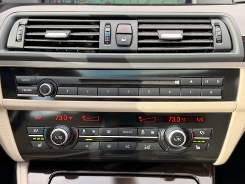 Used 2013 BMW 535i xDrive 535i xDrive Sedan 4D image 32