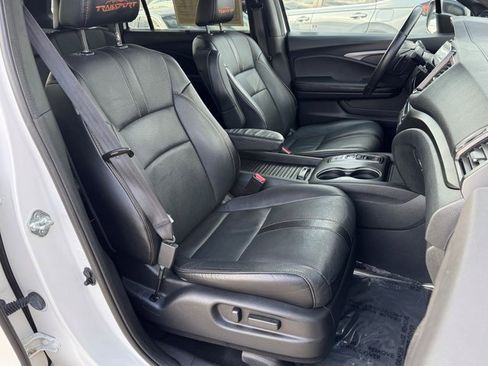 Used 2022 Honda Passport TrailSport image 12