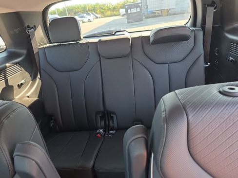 Used 2023 Hyundai Palisade SEL w/ Premium Package AWD/4WD image 14