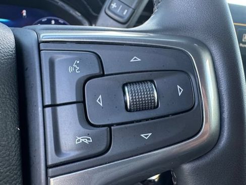 Used 2024 Chevrolet Silverado 1500 LT RWD image 8