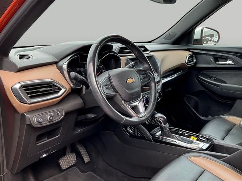 Used 2023 Chevrolet TrailBlazer ACTIV FWD image 33