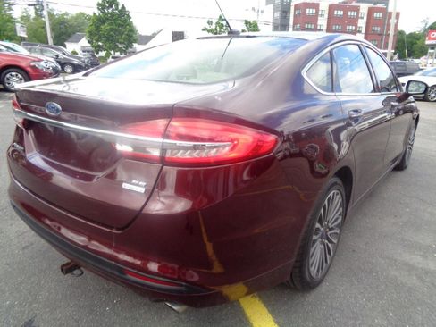 Used 2017 Ford Fusion SE FWD image 16