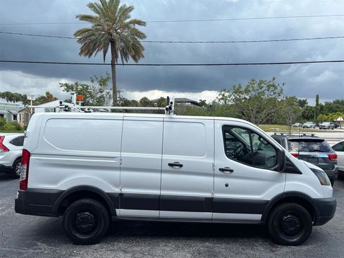Used 2015 Ford Transit 250 130 Low Roof RWD image 6