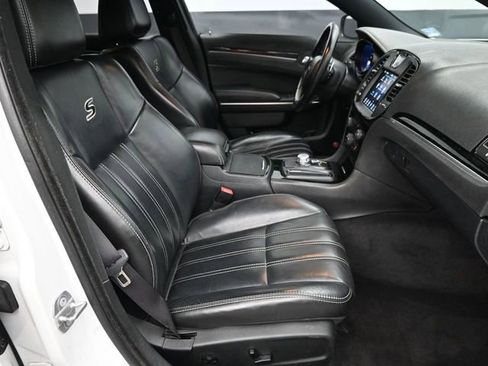 Used 2017 Chrysler 300 S image 12