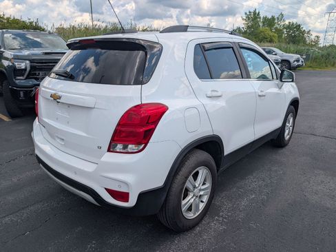 Used 2020 Chevrolet Trax LT w/ Driver Confidence Package AWD/4WD image 7