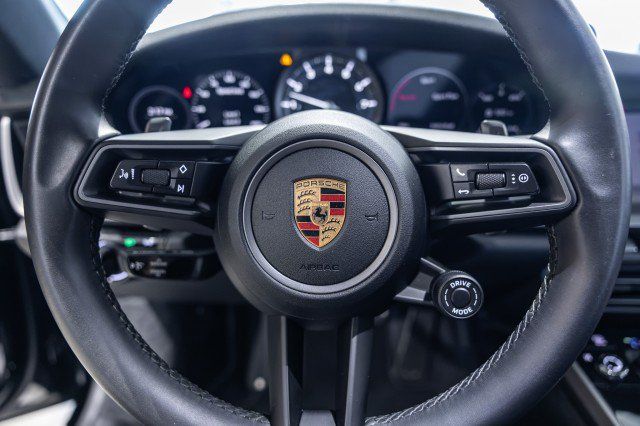 Used 2020 Porsche 911 Carrera 4S AWD/4WD image 12