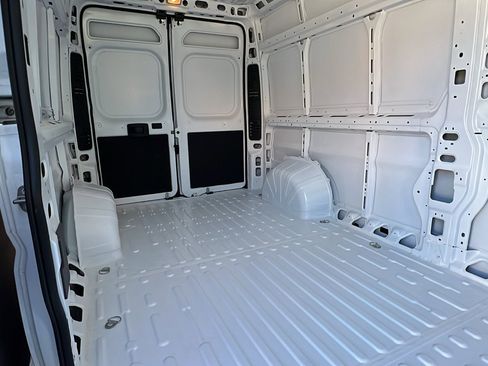 Used 2025 RAM ProMaster 2500 image 14