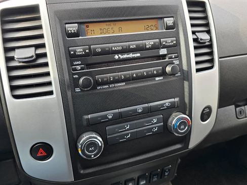 Used 2012 Nissan Frontier PRO-4X w/ Pro-4x Luxury Pkg image 16