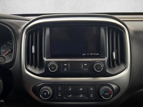 Used 2022 Chevrolet Colorado LT w/ LT Convenience Package RWD image 11