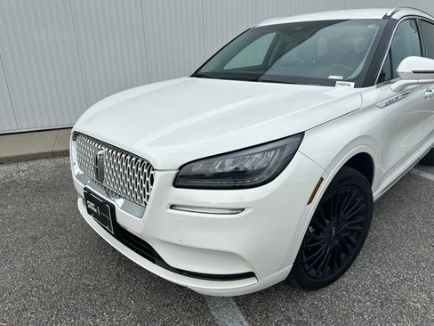 Used 2022 Lincoln Corsair Reserve AWD/4WD image 2
